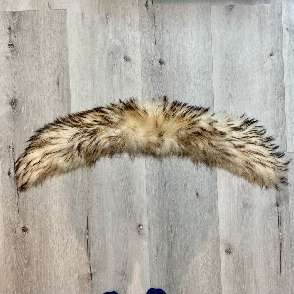 Alice + Olivia Cream Fur Collar